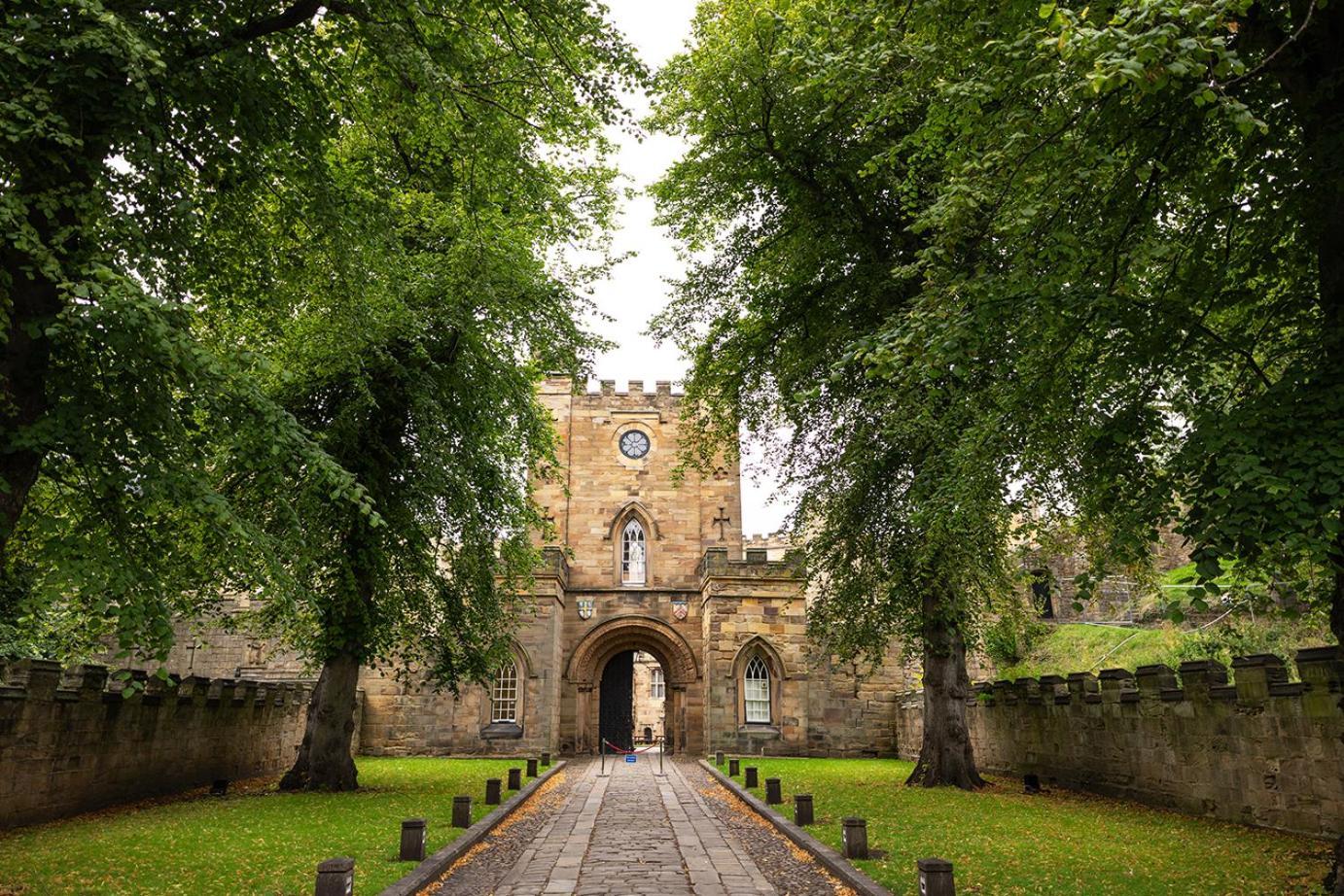 Отель Durham Castle, University Of Дарем Экстерьер фото